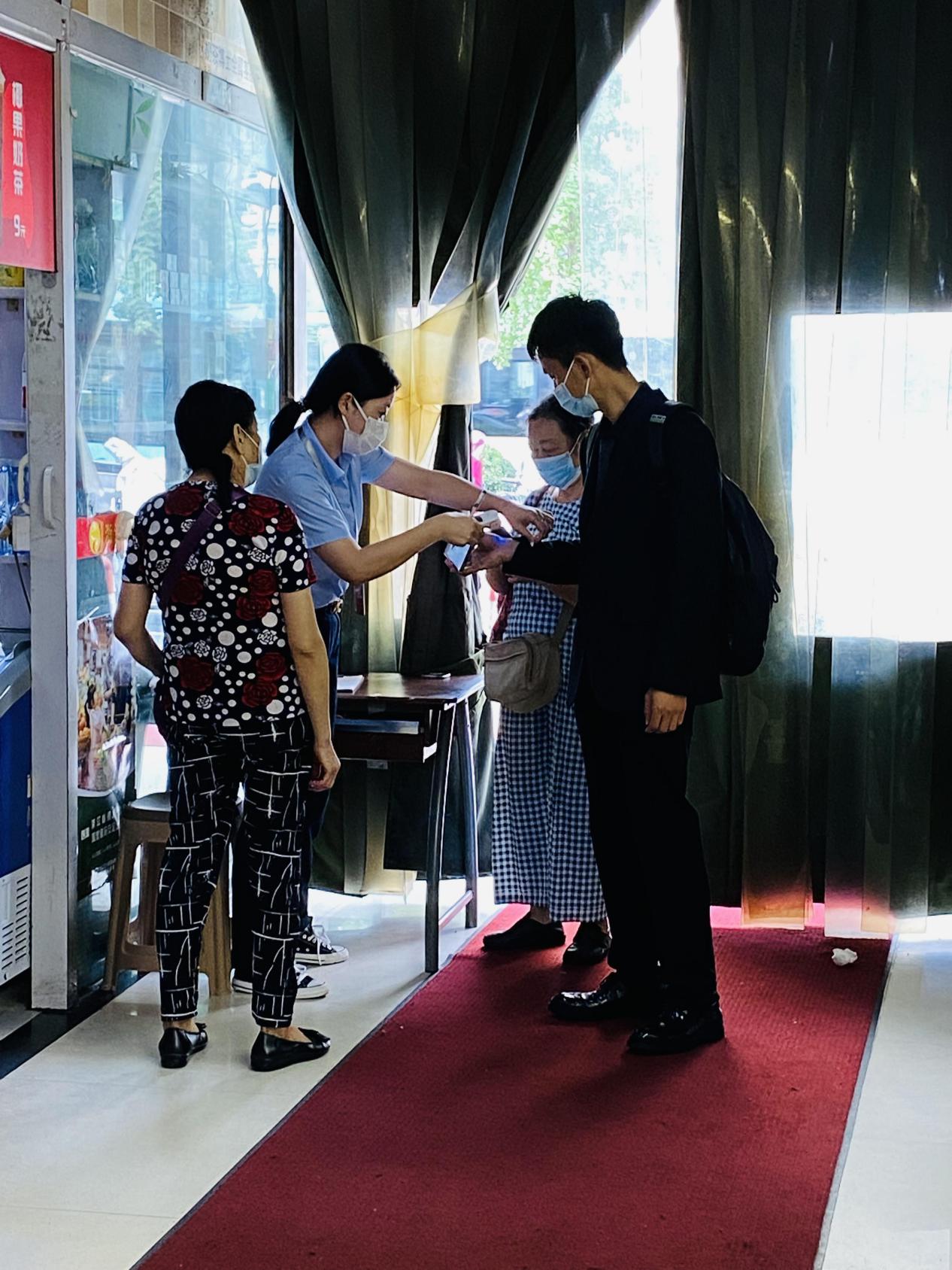 多志成城、精准防疫 钱江商城全员参加疫情防控工作