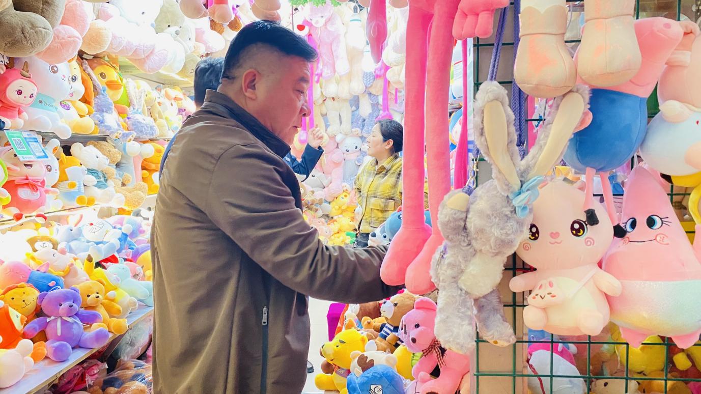 钱江商城发展节前消防安全自检工作