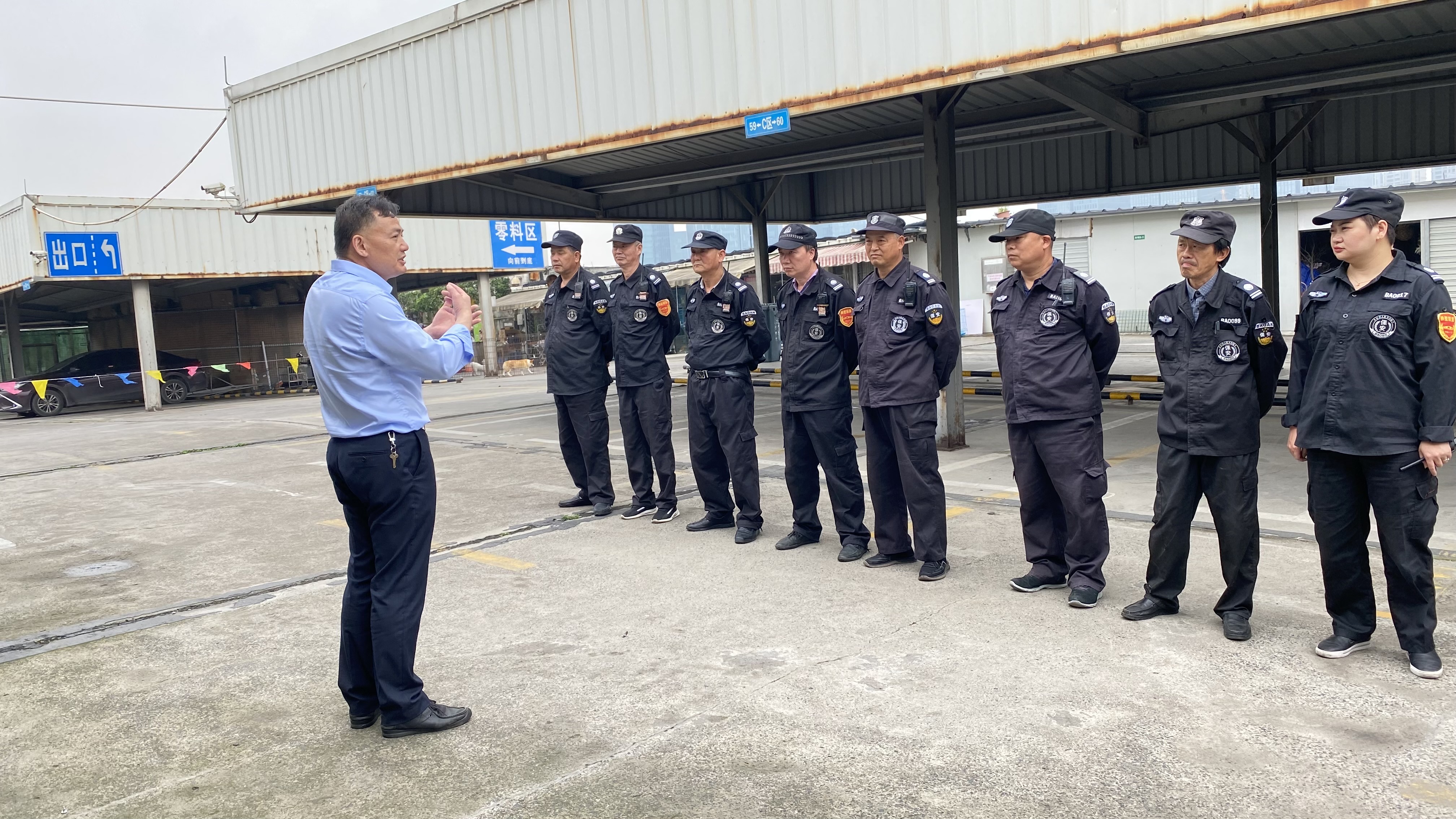 钱江商城发展节前消防查抄 筑起安全“防火墙”