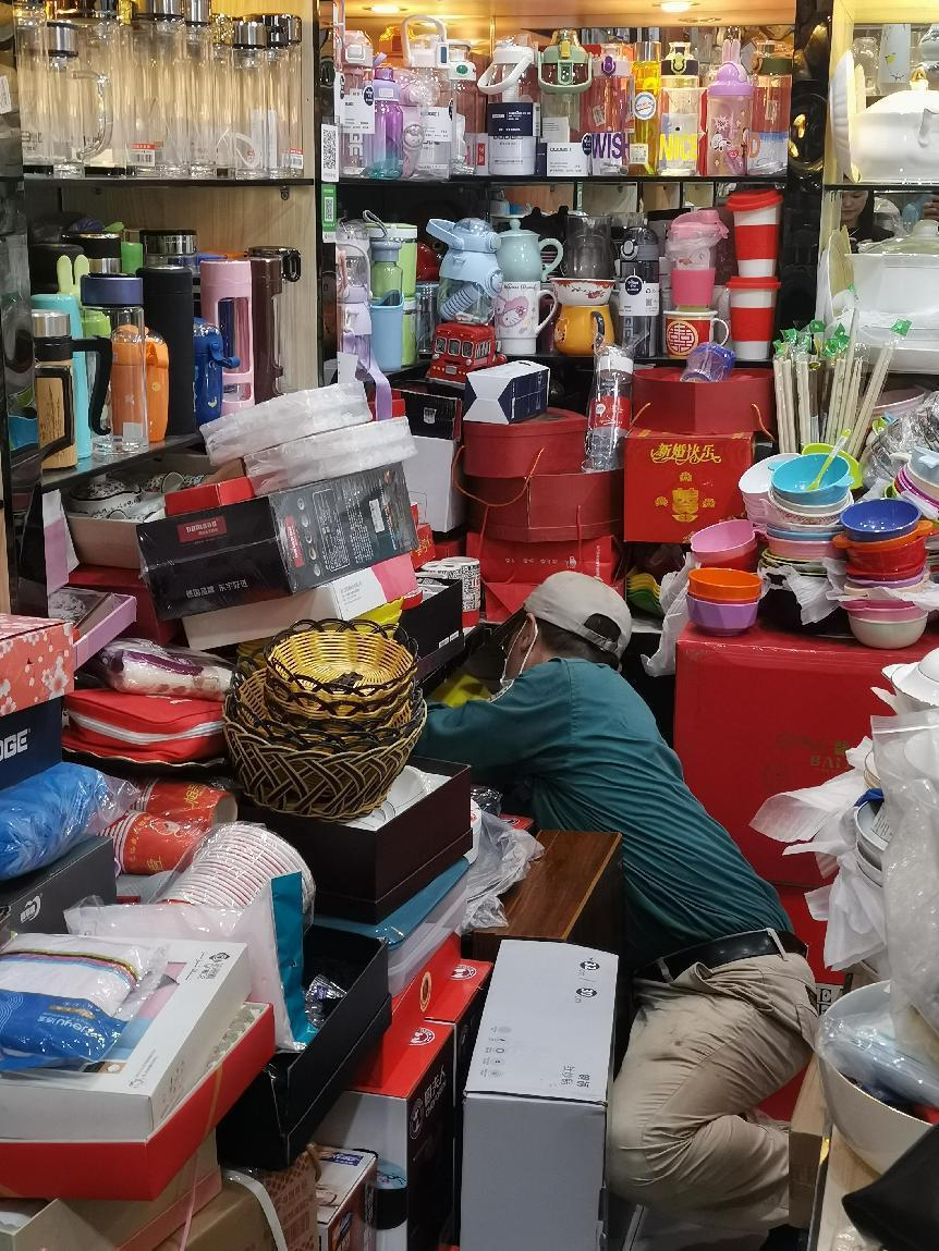 钱江商城发展秋季集中除“四害”活动