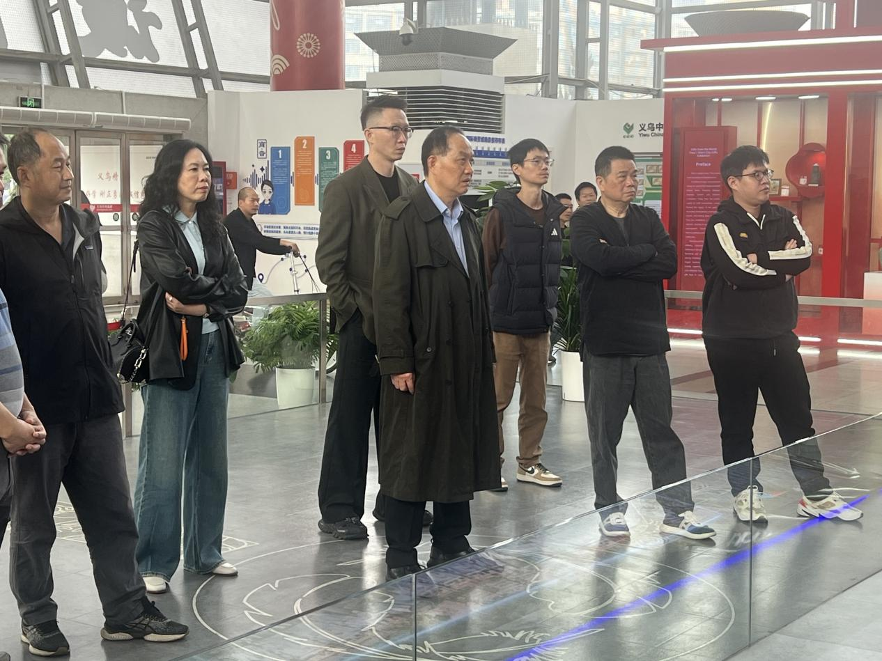 借鉴义乌经验，推动创新发展