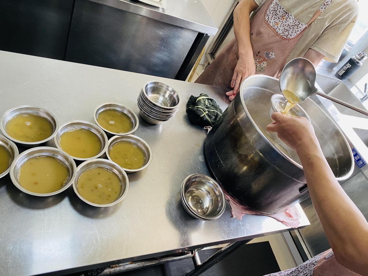 消暑绿豆汤，夏季送清冷