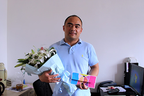 20140620生日慰问企业掌管人 (3).jpg